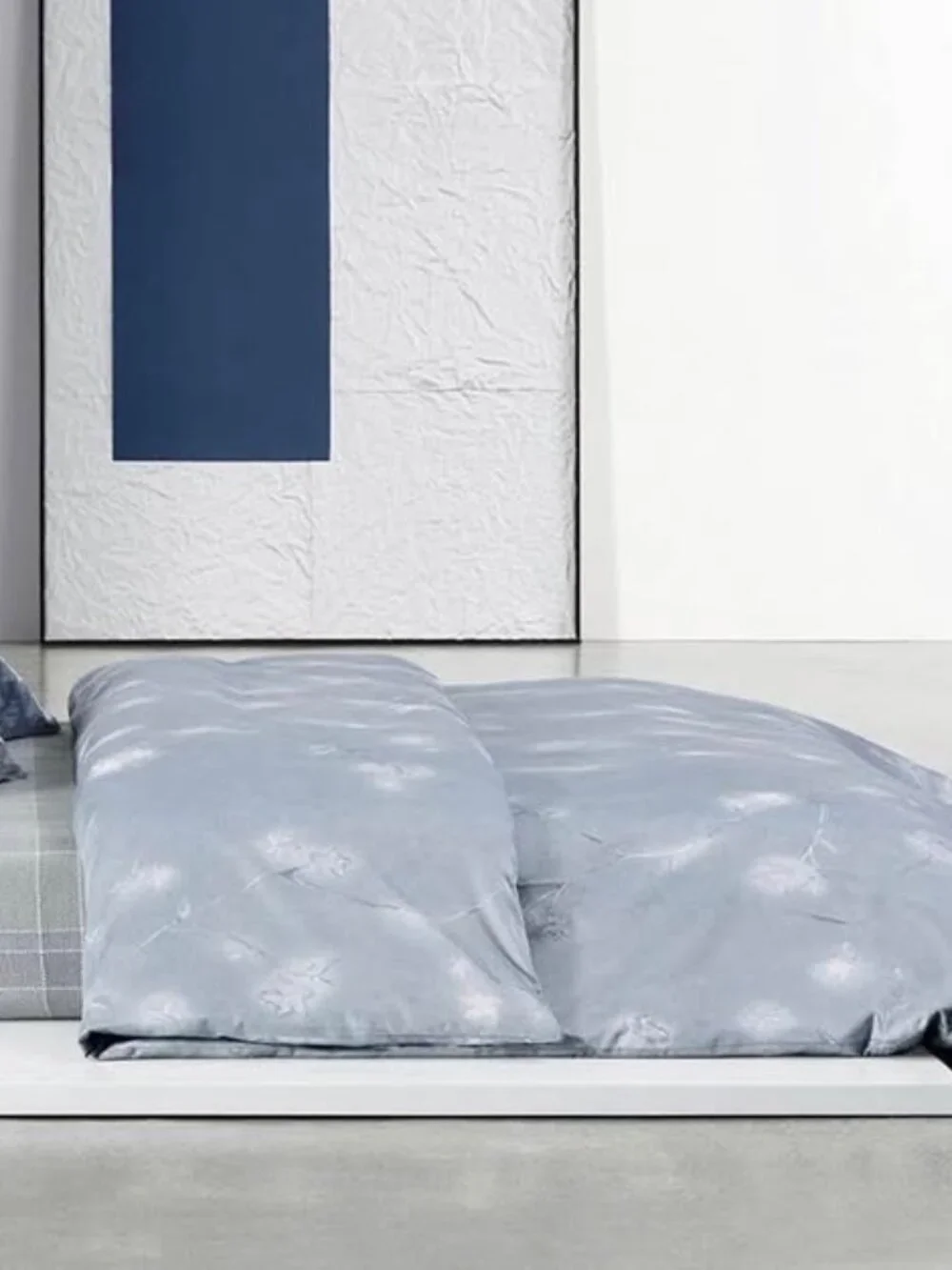 NWOT Calvin Klein BLUE QUEEN Silver Vine Mist Duvet Cover Set